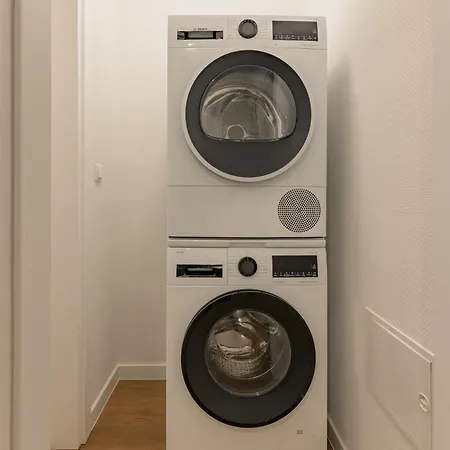 Modern Escape With Private Parking 瓦爾納