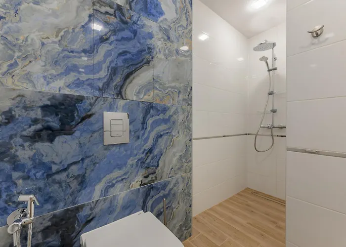 Appartement Modern Escape With Private Parking Varna