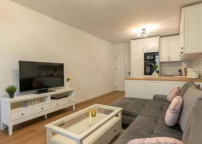 Modern Escape With Private Parking Appartamento Varna