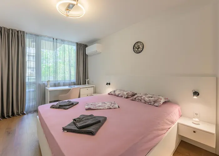 Modern Escape With Private Parking Appartamento *