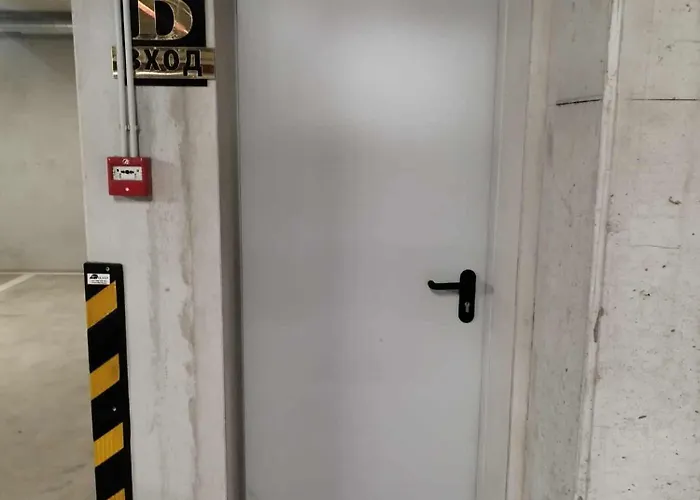 Appartamento Modern Escape With Private Parking Varna